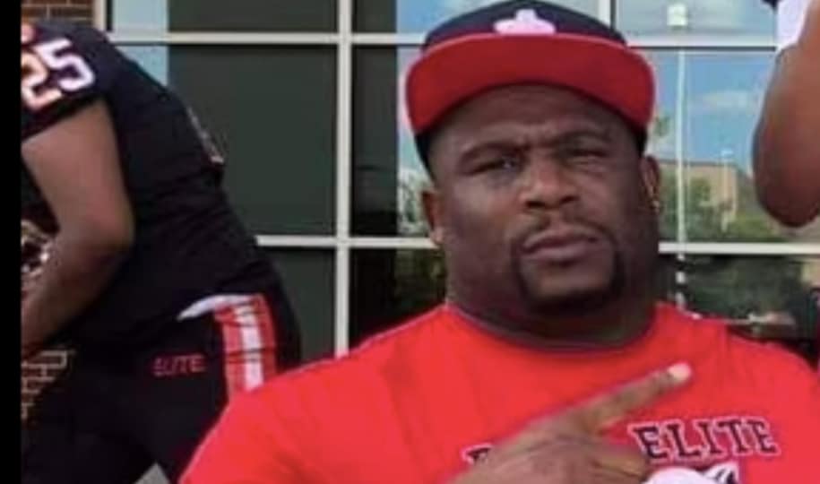 Video Texas Youth Football Coach Mike Hickmon Murdered After A Coach